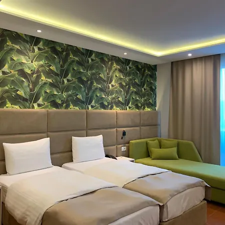 Otel Albanian Star