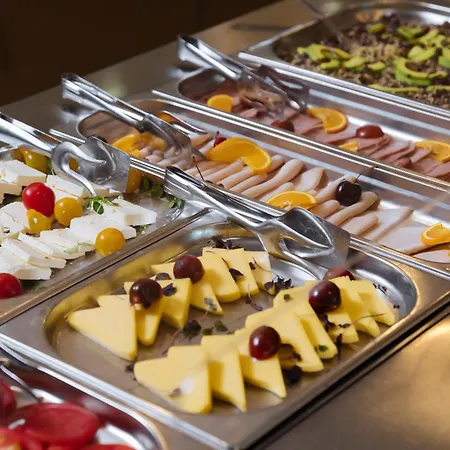 Albanian Star 4* Kryemëdhej