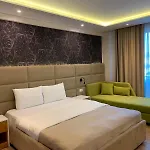 Albanian Star Hotell 4*