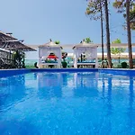 Albanian Star 호텔 Kryemëdhej