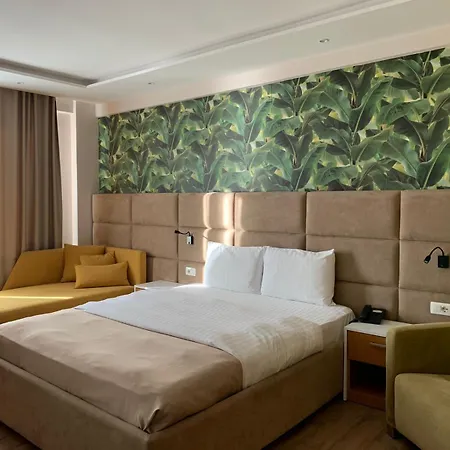 Albanian Star فندق