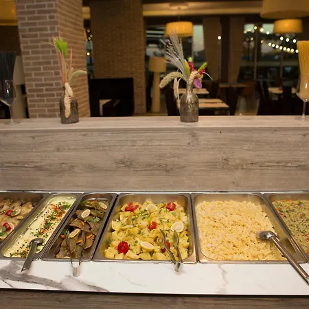 فندق Albanian Star Kryemëdhej