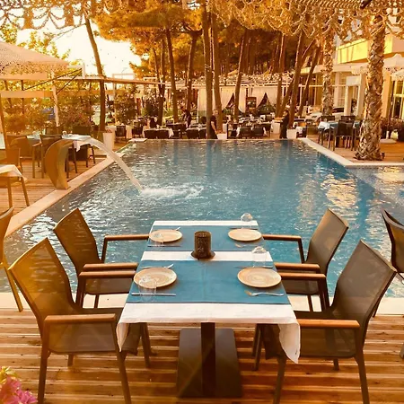 Albanian Star Otel Kryemëdhej