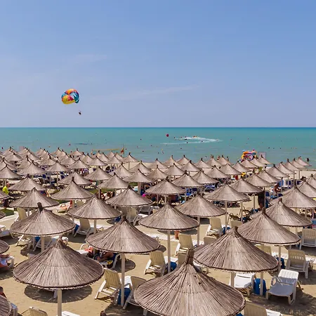 Albanian Star Otel 4*